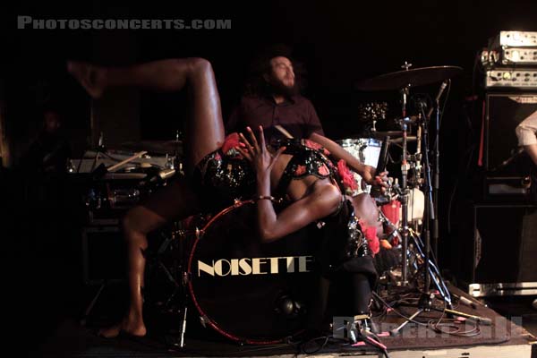 NOISETTES - 2009-10-29 - PARIS - Trabendo - 